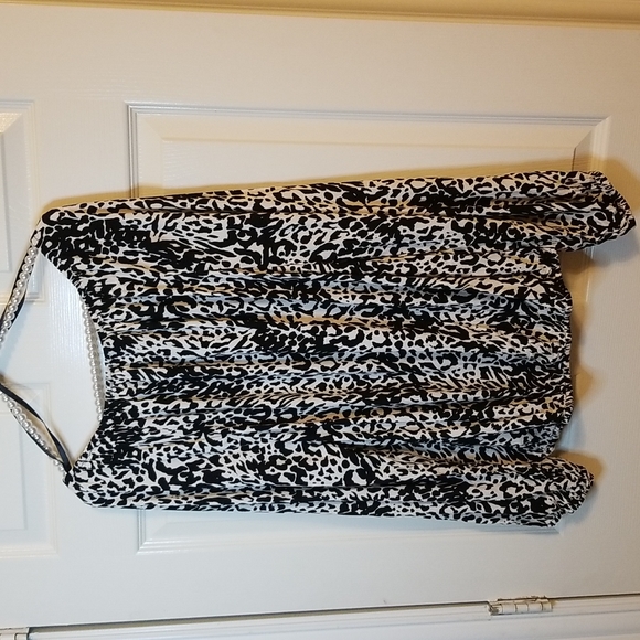 Scoop Womens Black White Zebra Print Longsleeve Shirt - Picture 5 of 10